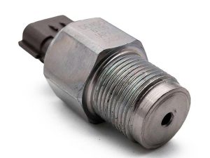 Nissan Navara D40 R51 Fuel Pressure Sensor — Ultimate Autoparts SA